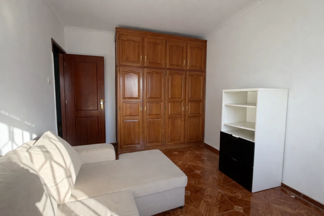 Moradia T4 para Venda em Alfena Foto 15