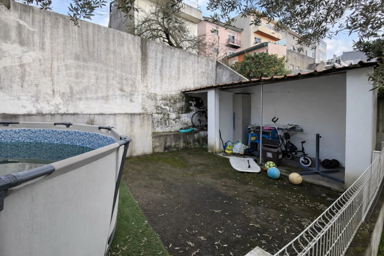 Moradia T4 para Venda em Alfena Foto 27