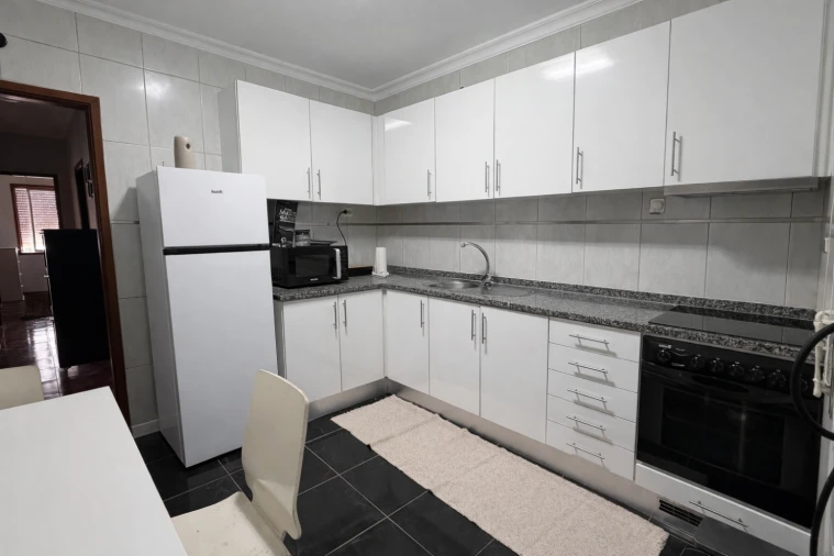 Moradia T4 para Venda em Alfena Foto 13