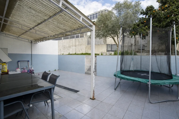 Moradia T4 para Venda em Alfena Foto 26