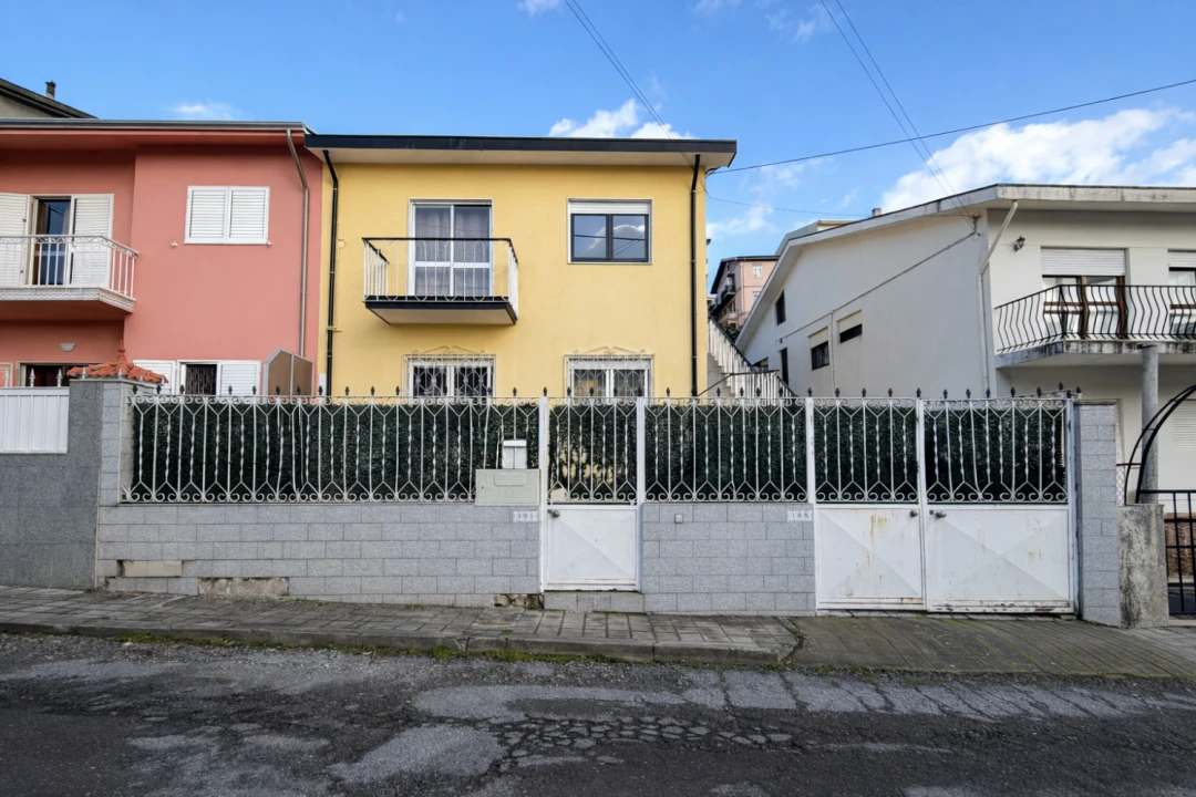 Moradia T4 para Venda em Alfena Foto 28