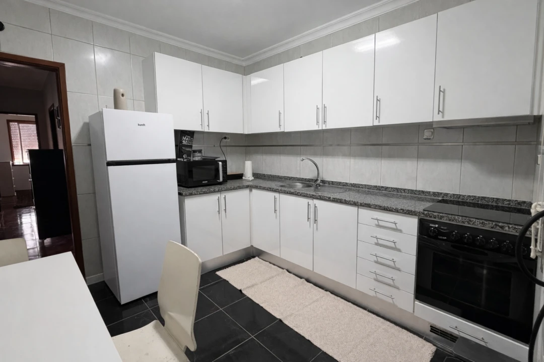 Moradia T4 para Venda em Alfena Foto 13