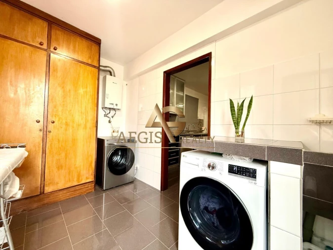 Moradia T3 para Venda em Caniço Foto 17