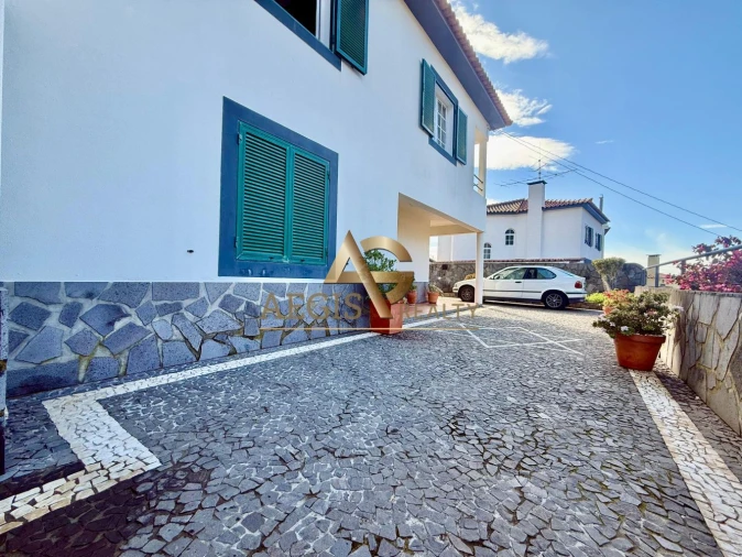 Moradia T3 para Venda em Caniço Foto 41