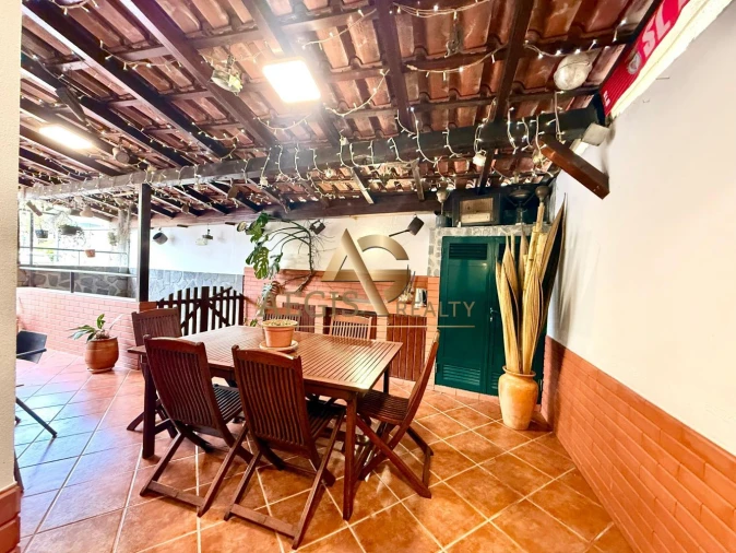 Moradia T3 para Venda em Caniço Foto 18