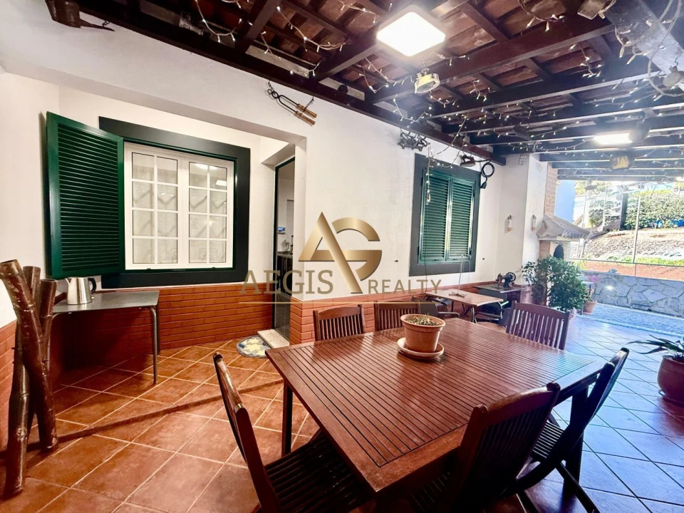 Moradia T3 para Venda em Caniço Foto 37