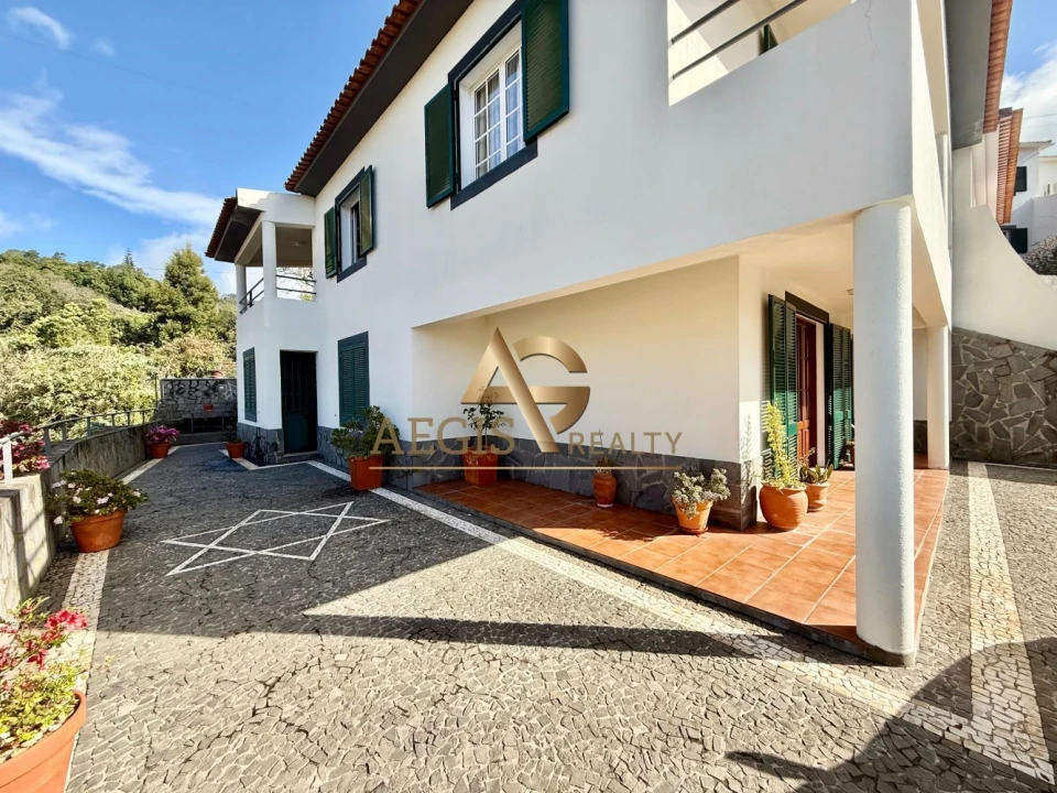 Moradia T3 para Venda em Caniço Foto 45