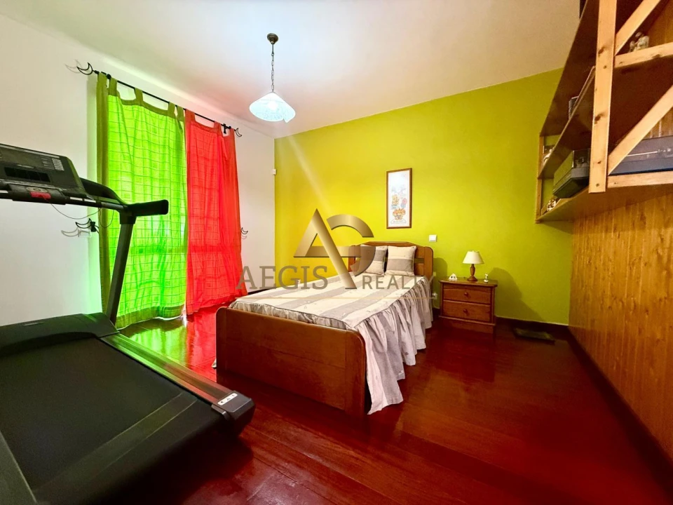 Moradia T3 para Venda em Caniço Foto 31