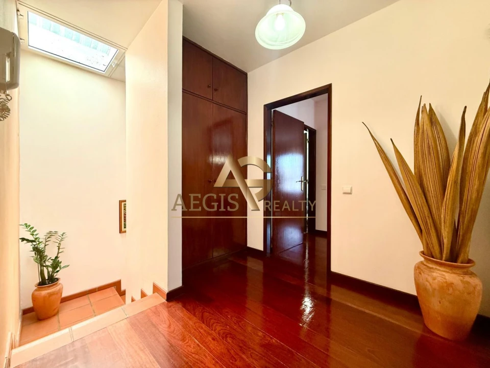 Moradia T3 para Venda em Caniço Foto 22