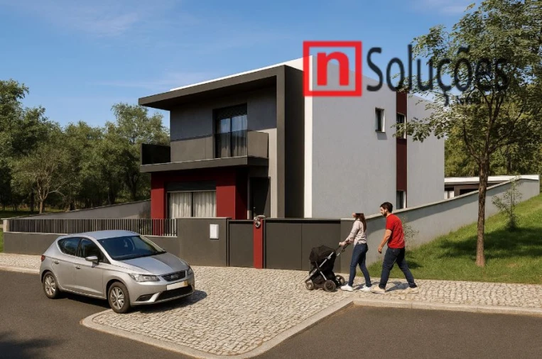 Moradia T4 para Venda em Vialonga Foto 3