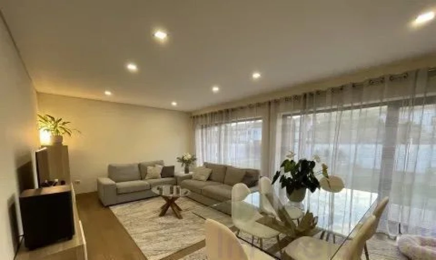 Moradia T4 para Venda em São Bernardo Foto 4