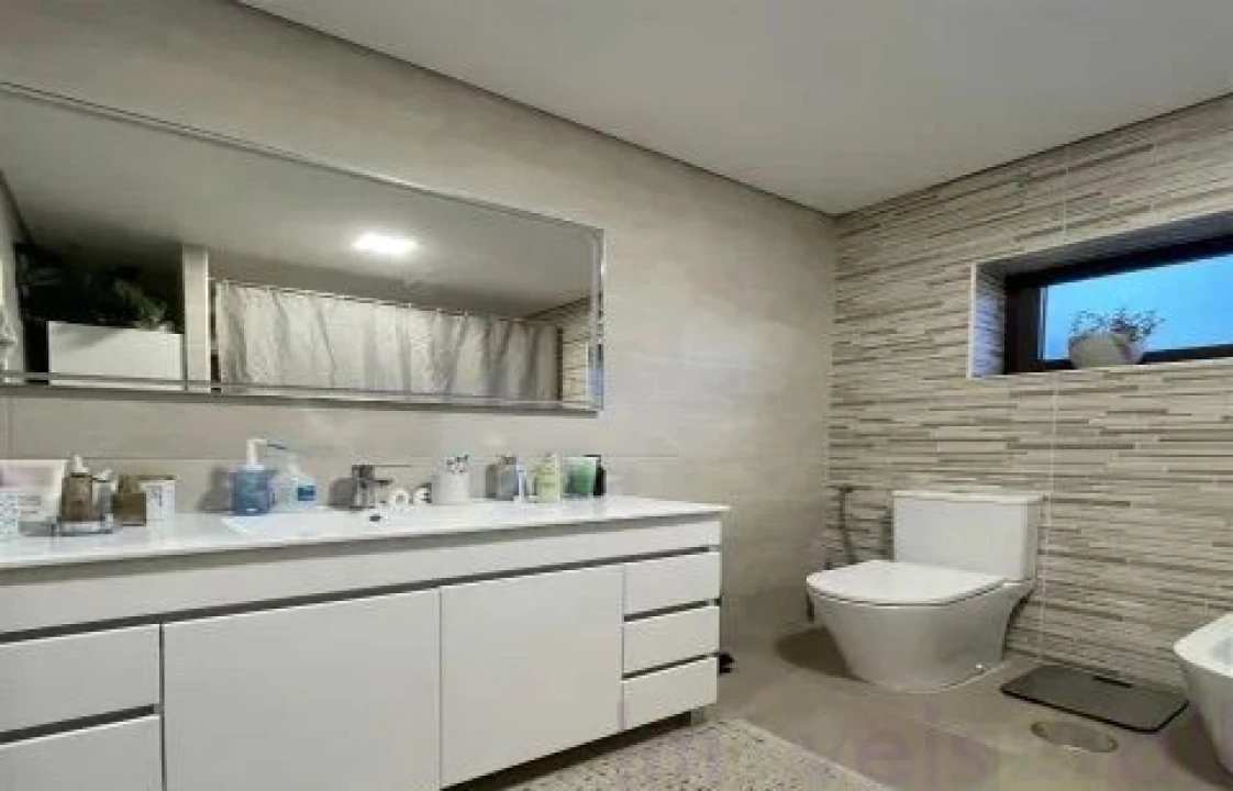 Moradia T4 para Venda em São Bernardo Foto 12