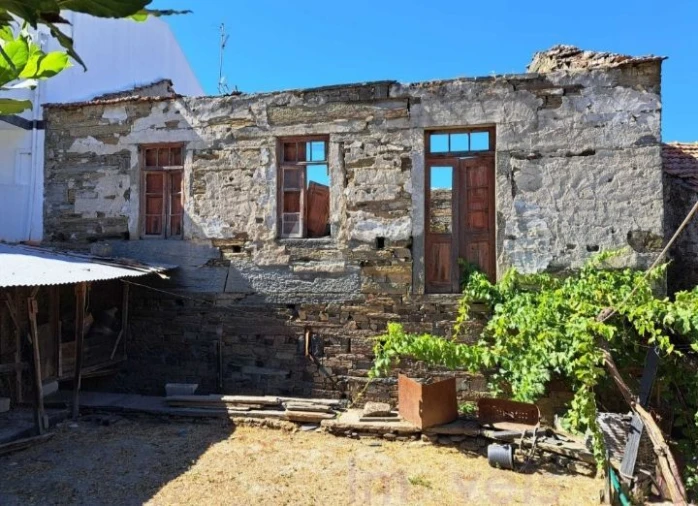 Terreno para Venda em Vila Nova de Foz Côa Foto 1