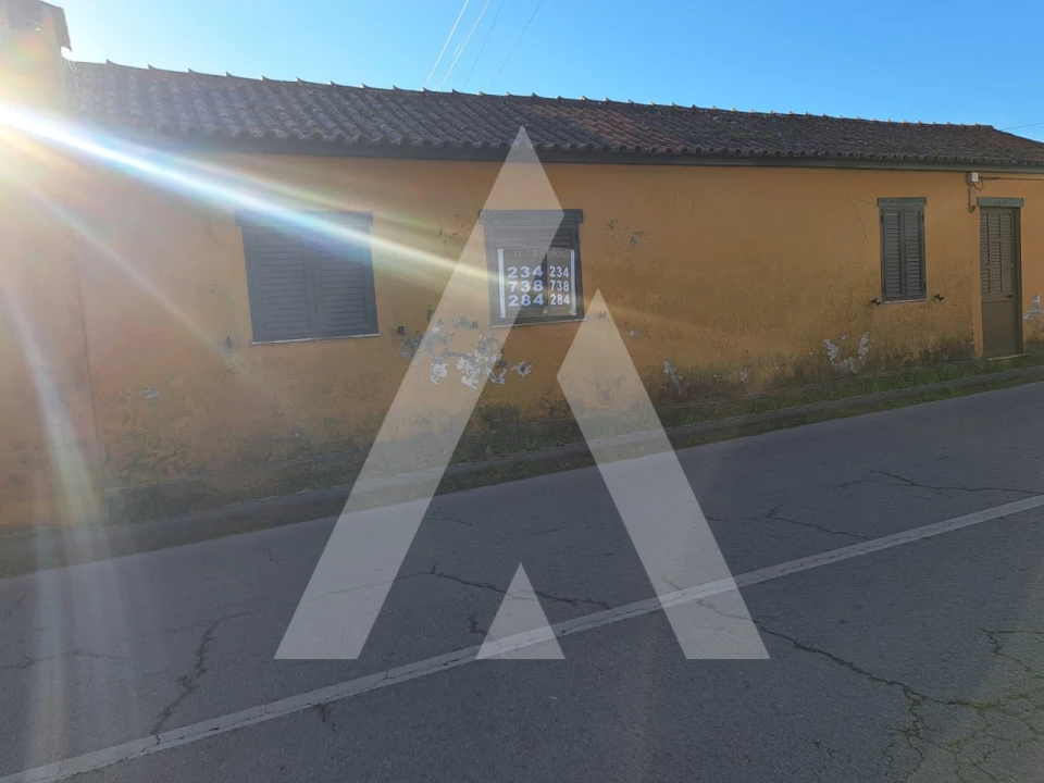 Moradia T2 para Venda em Oliveirinha Foto 1