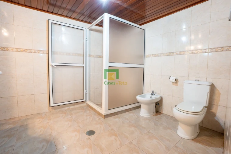 Moradia T3 para Venda em Quinta Grande Foto 8