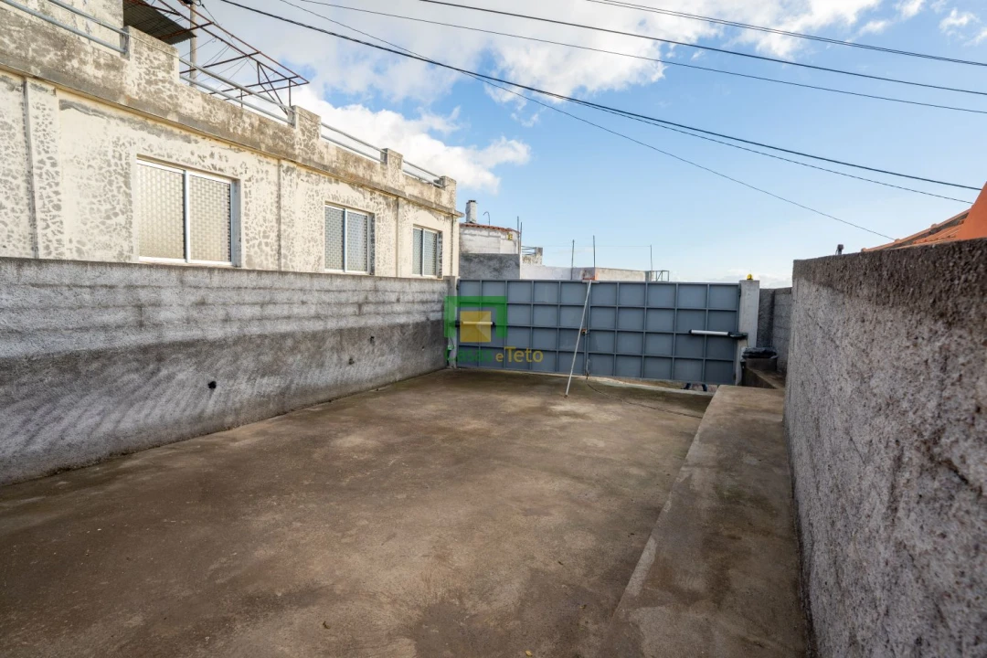 Moradia T3 para Venda em Quinta Grande Foto 13