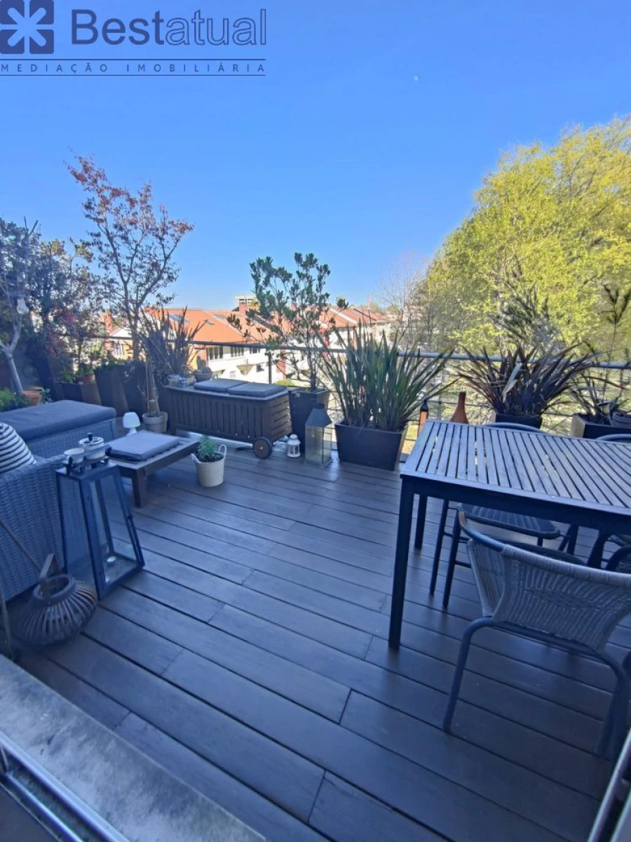 Apartamento T2 para Venda em Paranhos Foto 4