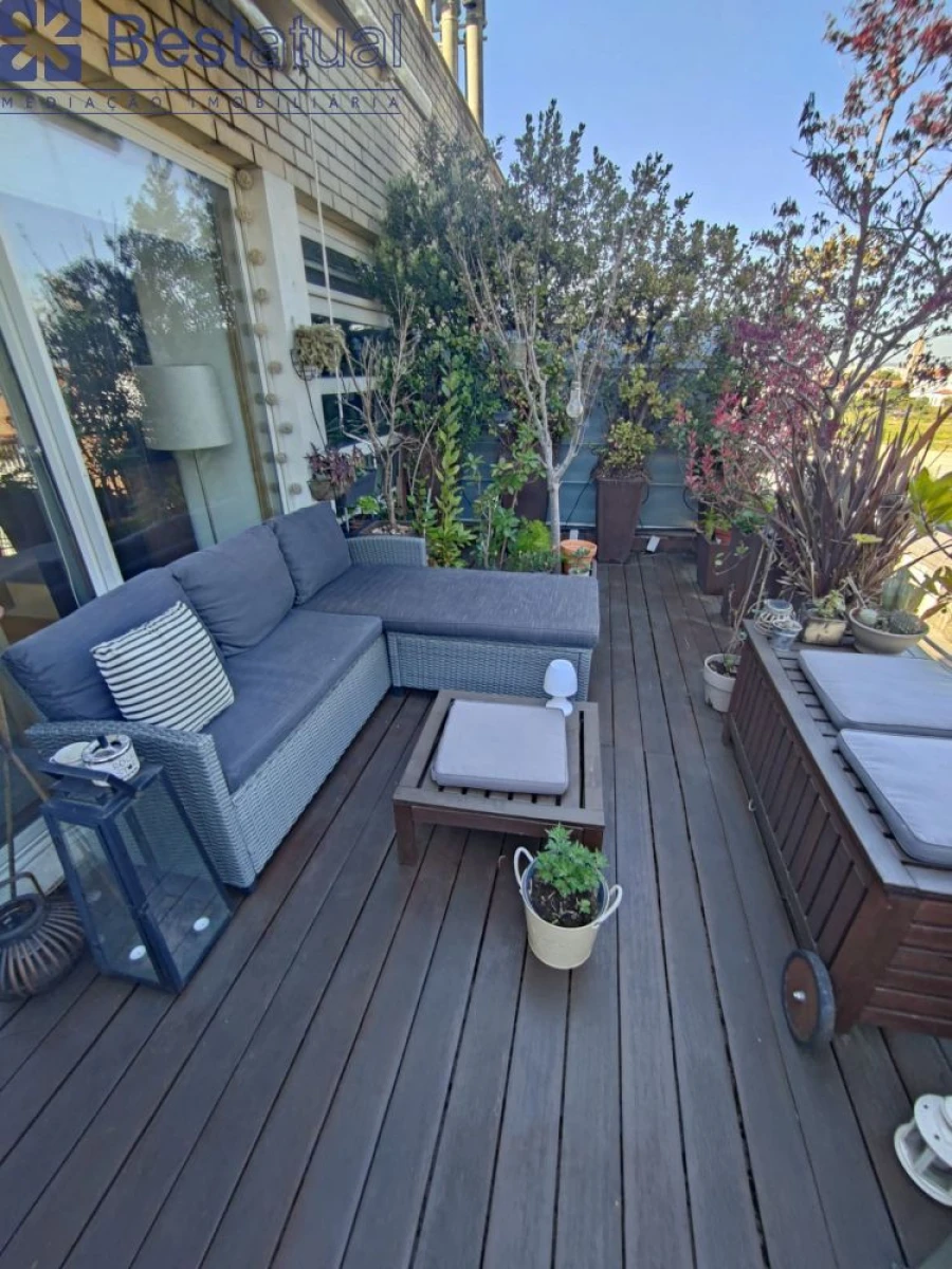 Apartamento T2 para Venda em Paranhos Foto 6