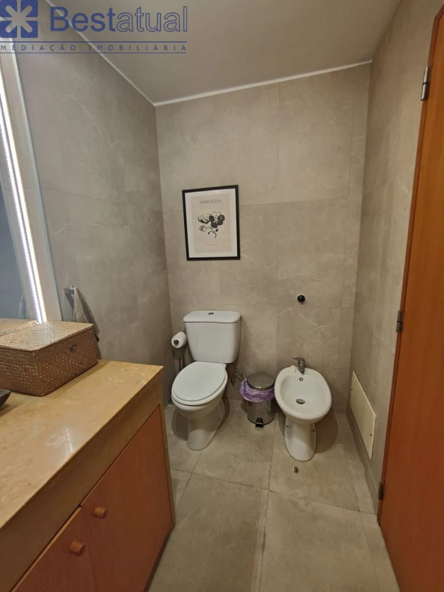 Apartamento T2 para Venda em Paranhos Foto 34