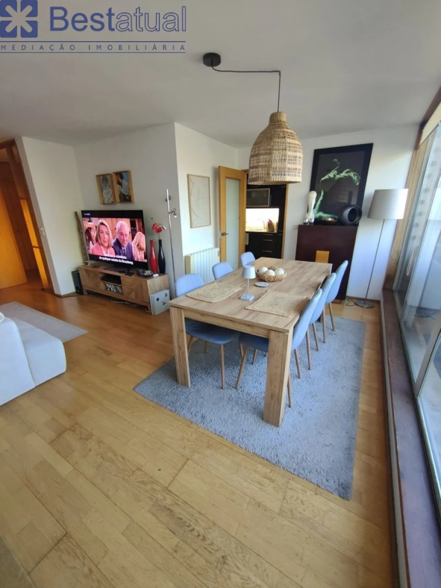 Apartamento T2 para Venda em Paranhos Foto 12