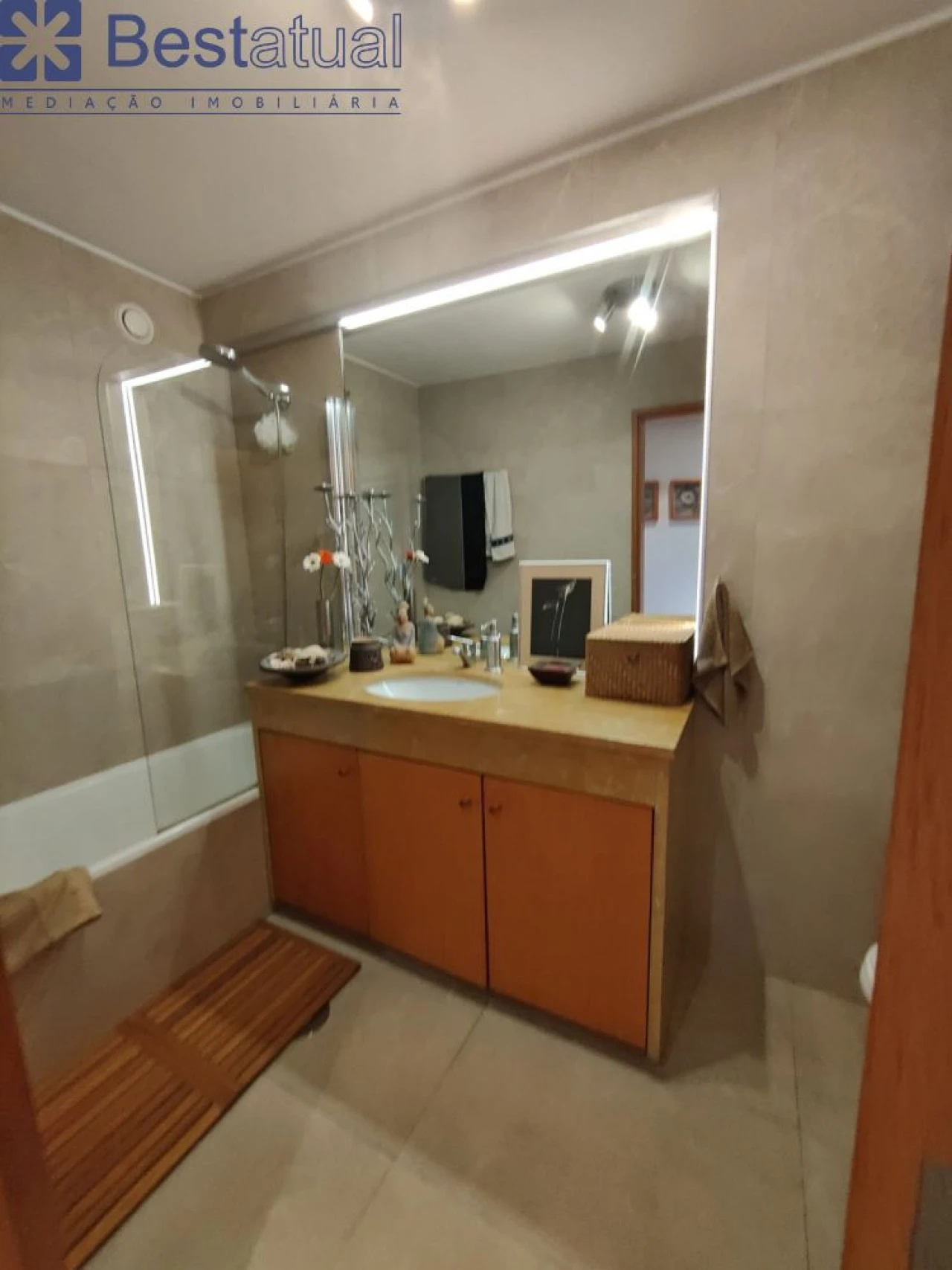 Apartamento T2 para Venda em Paranhos Foto 32