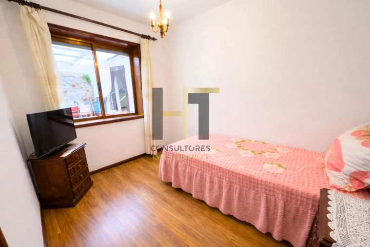 Apartamento T2 para Venda em Nogueira e Silva Escura Foto 10