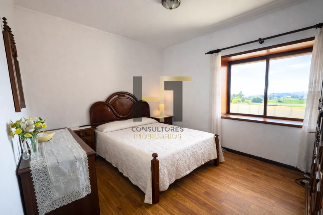 Apartamento T2 para Venda em Nogueira e Silva Escura Foto 9