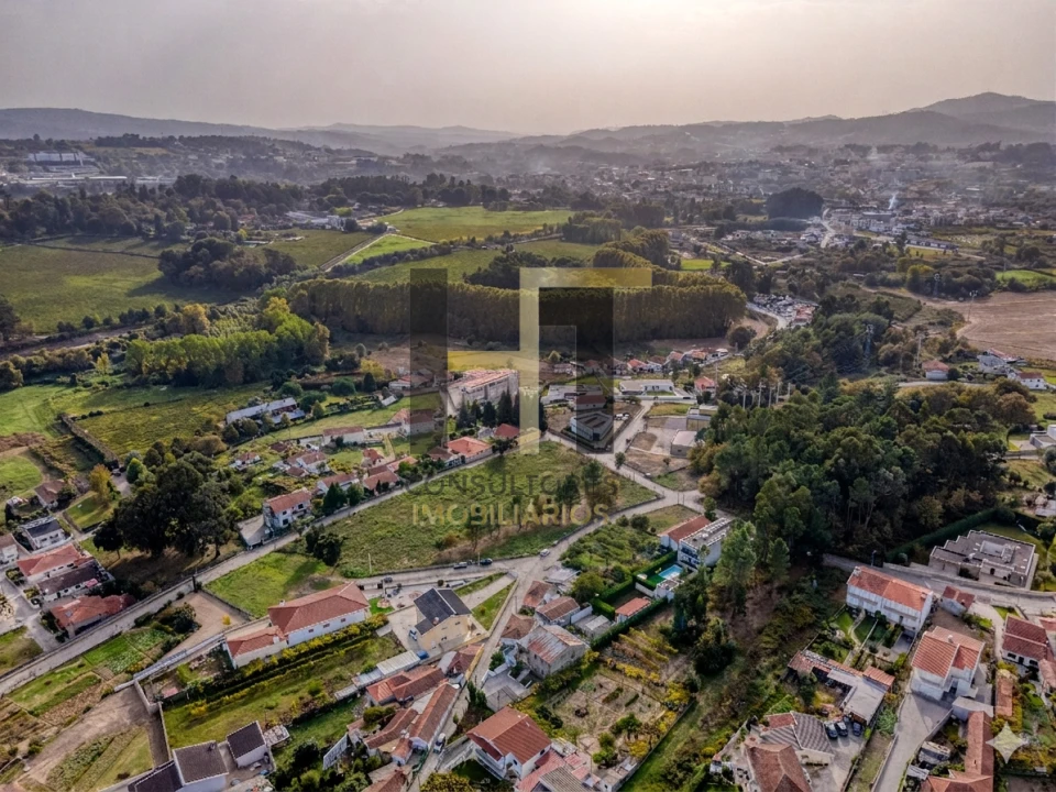 Moradia T1 para Venda em Penafiel Foto 3