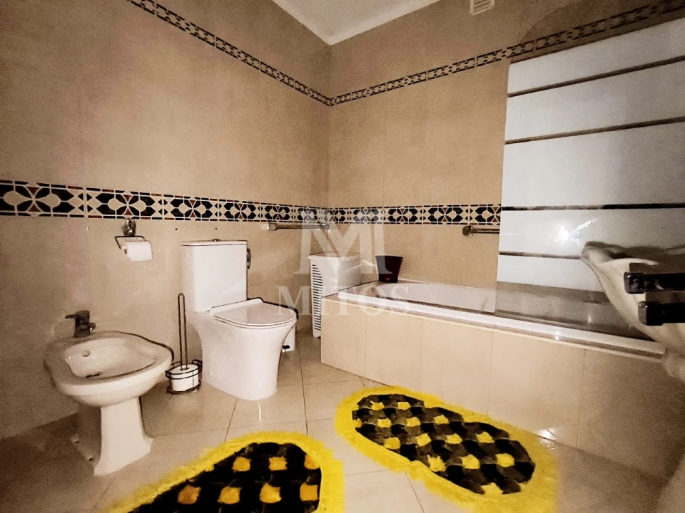 Apartamento T2 para Arrendamento em Santa Maria Maior e Monserrate e Meadela Foto 18