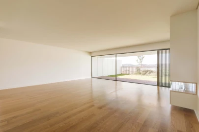 Moradia T5 para Venda em Alcantara
