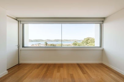 Moradia T5 para Venda em Alcantara
