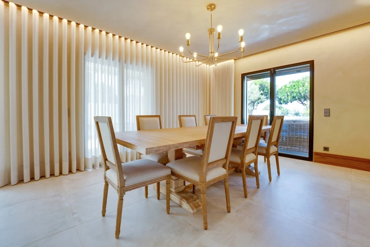 Moradia T5 para Venda em Guia Foto 8