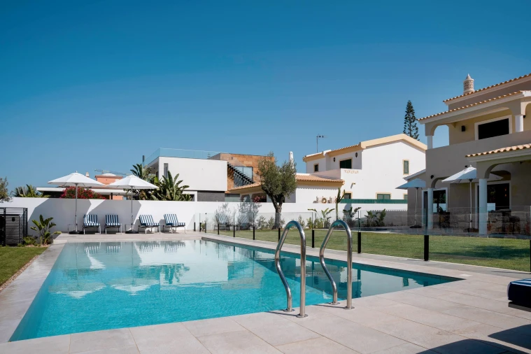 Moradia T5 para Venda em Guia Foto 32