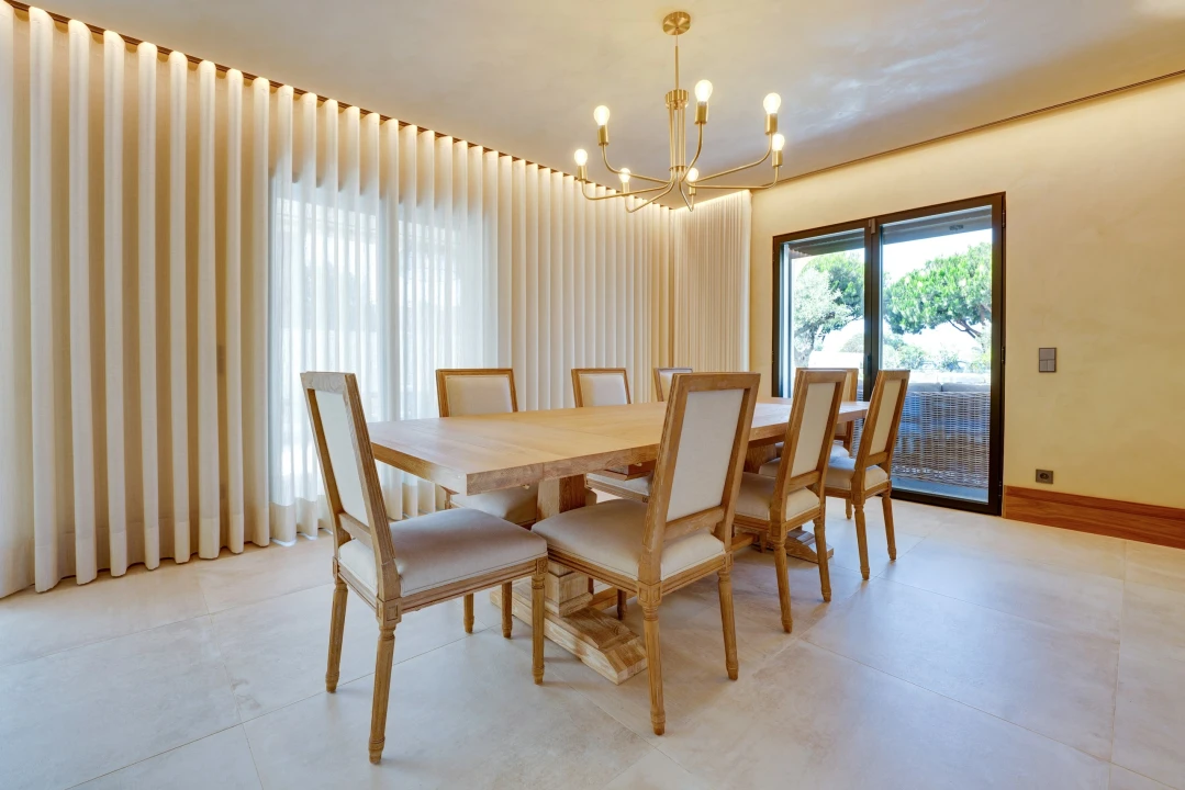 Moradia T5 para Venda em Guia Foto 8