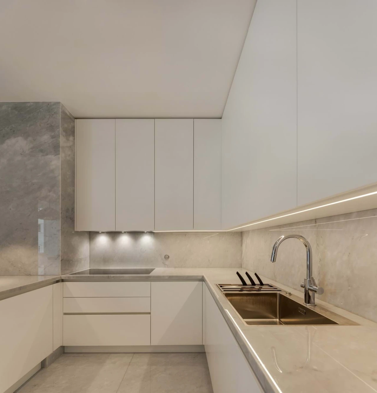 Apartamento T4 para Venda em Santo António Foto 11