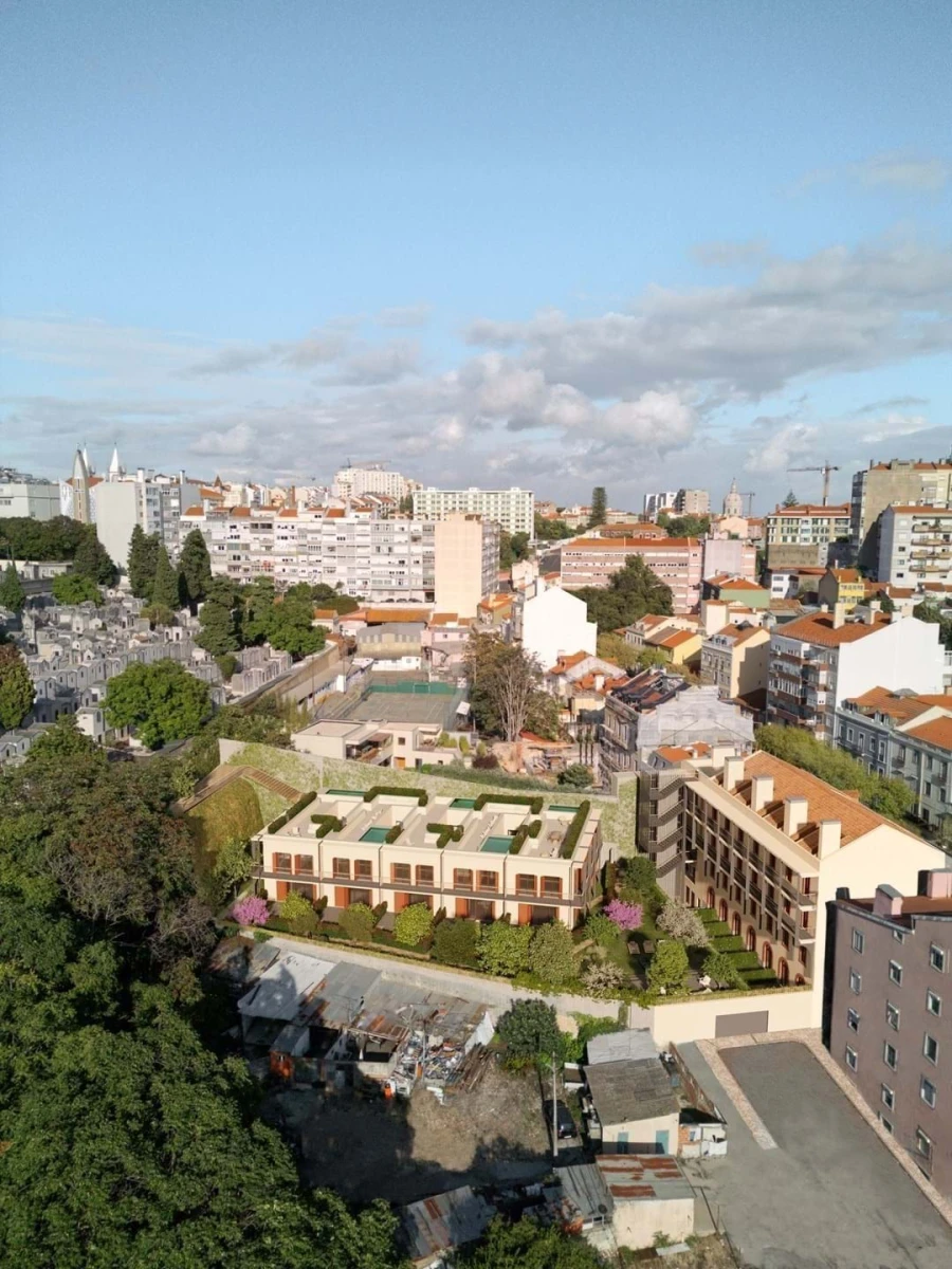 Moradia T4 para Venda em Estrela Foto 16