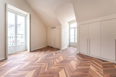 Apartamento T4 para Venda em Santa Maria Maior