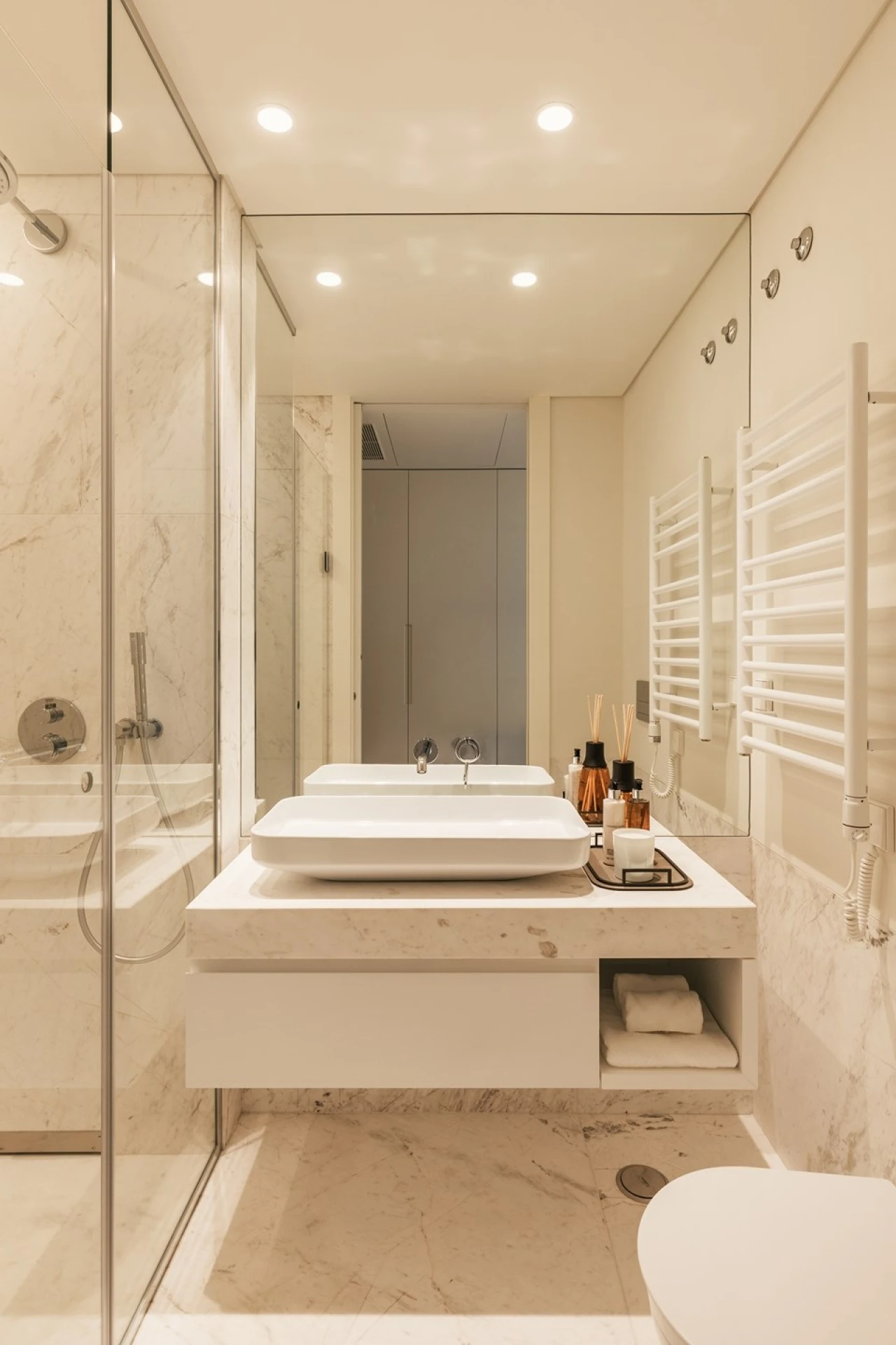 Apartamento T2 para Venda em Campolide Foto 33