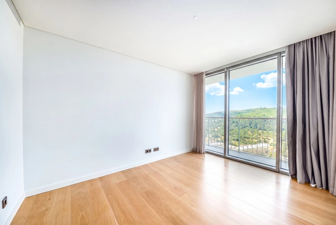Apartamento T6 para Venda em Campolide Foto 54
