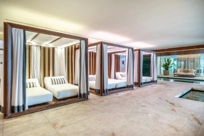 Apartamento T6 para Venda em Campolide