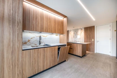 Apartamento T6 para Venda em Campolide