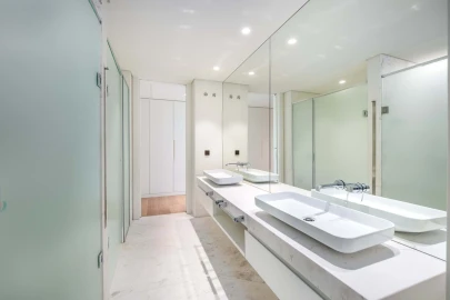 Apartamento T6 para Venda em Campolide