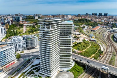 Apartamento T6 para Venda em Campolide