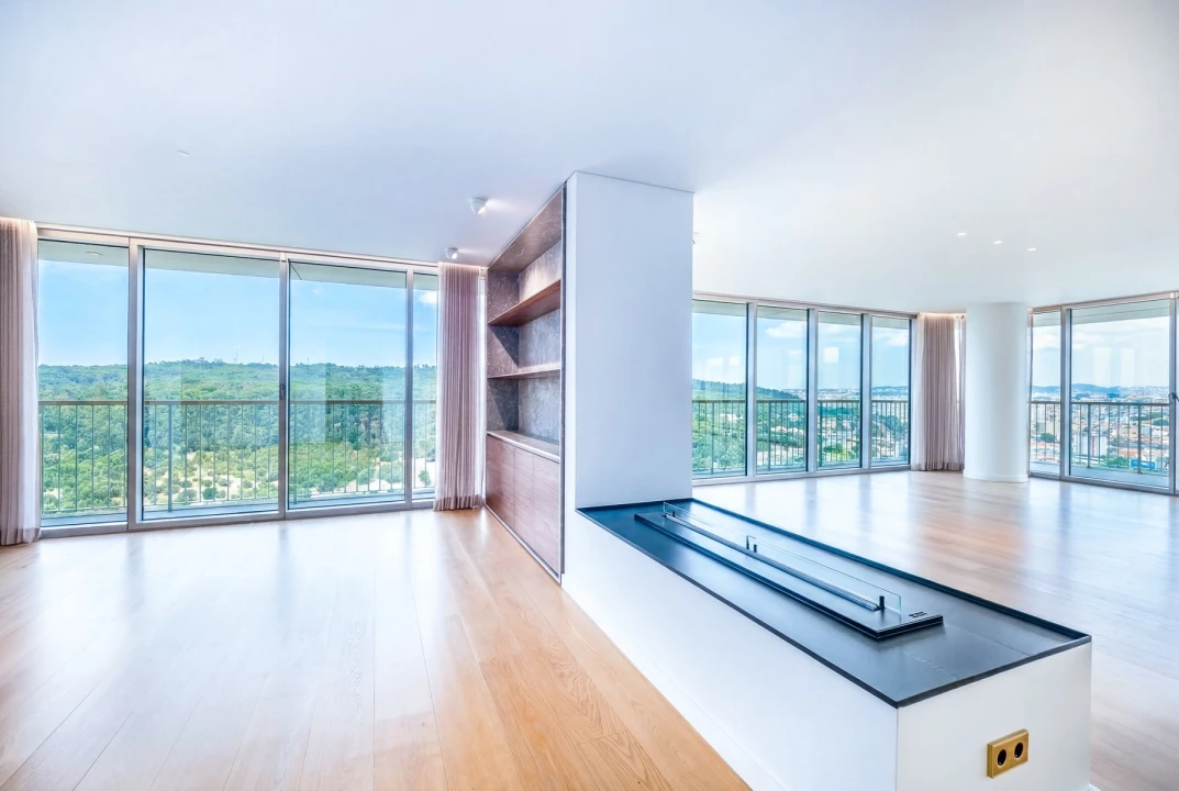 Apartamento T6 para Venda em Campolide Foto 5