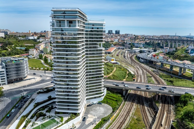 Apartamento T6 para Venda em Campolide Foto 107