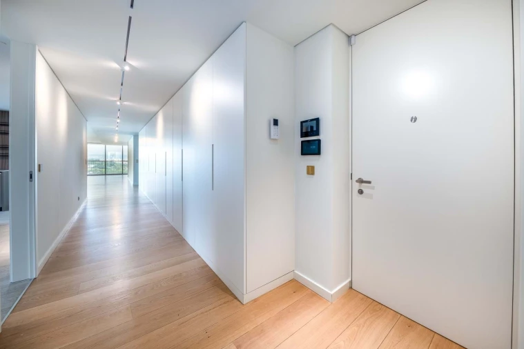 Apartamento T6 para Venda em Campolide Foto 112