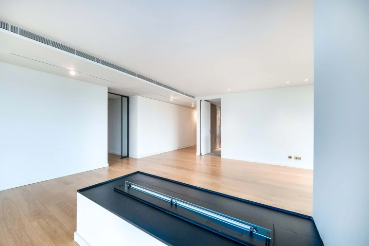 Apartamento T6 para Venda em Campolide Foto 13