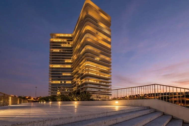 Apartamento T6 para Venda em Campolide Foto 37