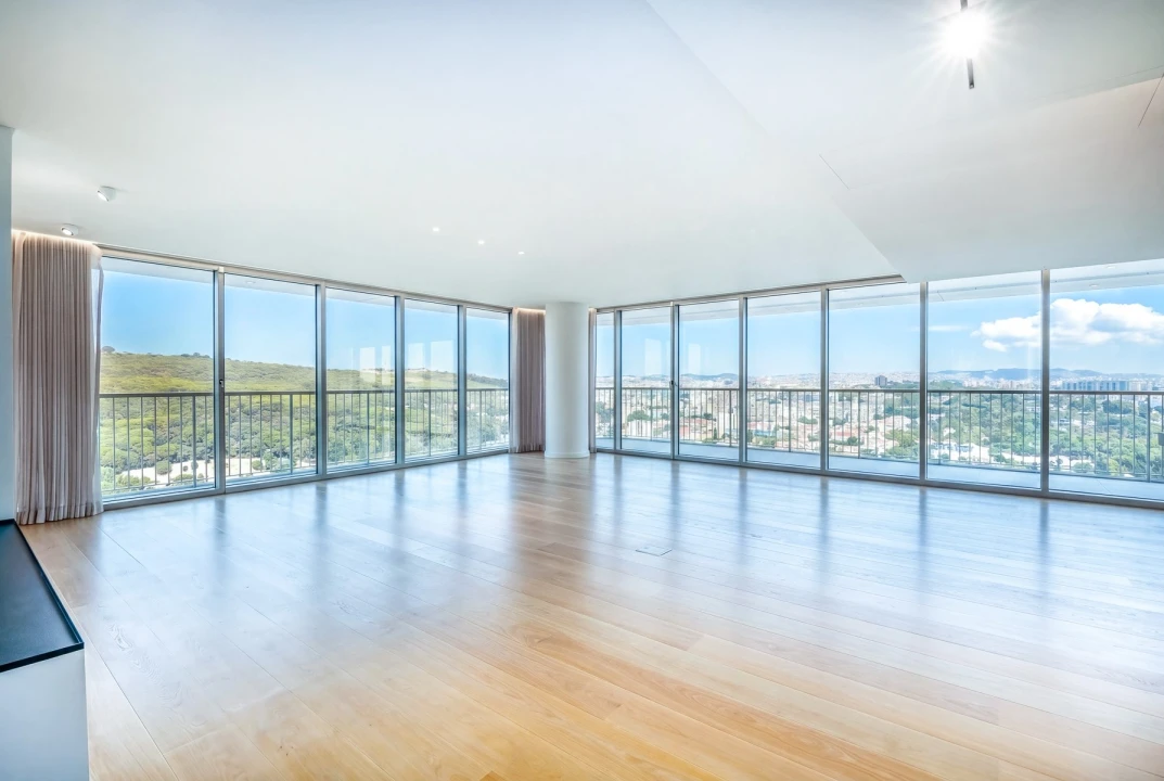 Apartamento T6 para Venda em Campolide Foto 9