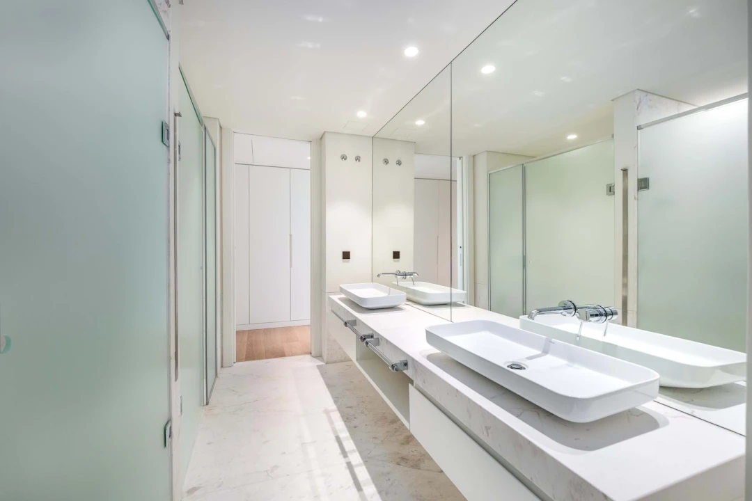 Apartamento T6 para Venda em Campolide Foto 47